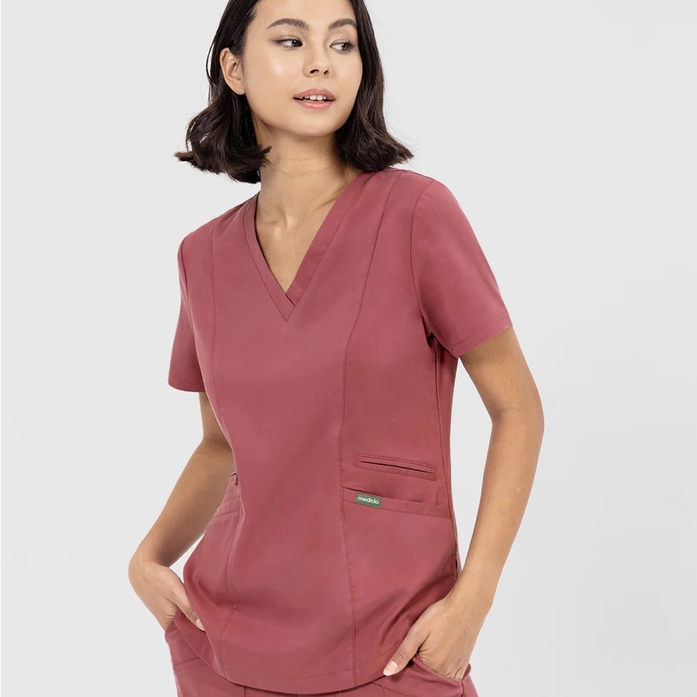 Mauve Mediclo Scrub top size medium